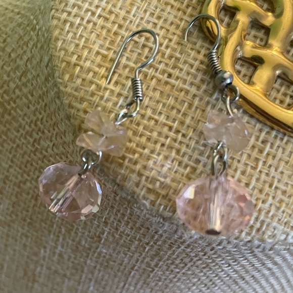 Charming Charlie Gold and White Earrings & unbrsnded earrings bundle - Picture 4 of 6